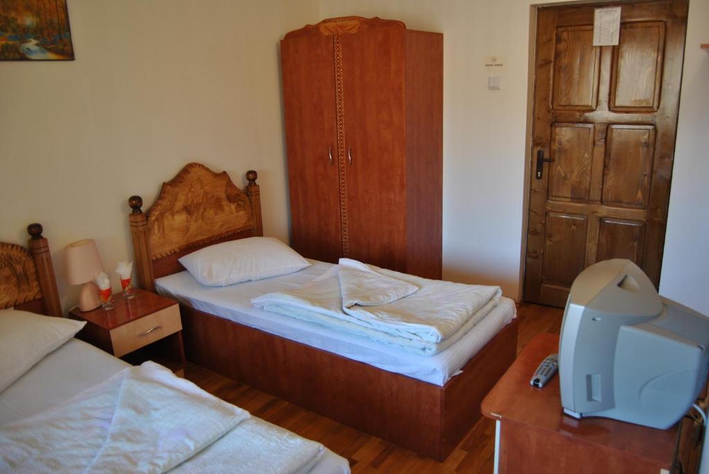 Cabana Popasul Haiducilor Petrosani Room photo