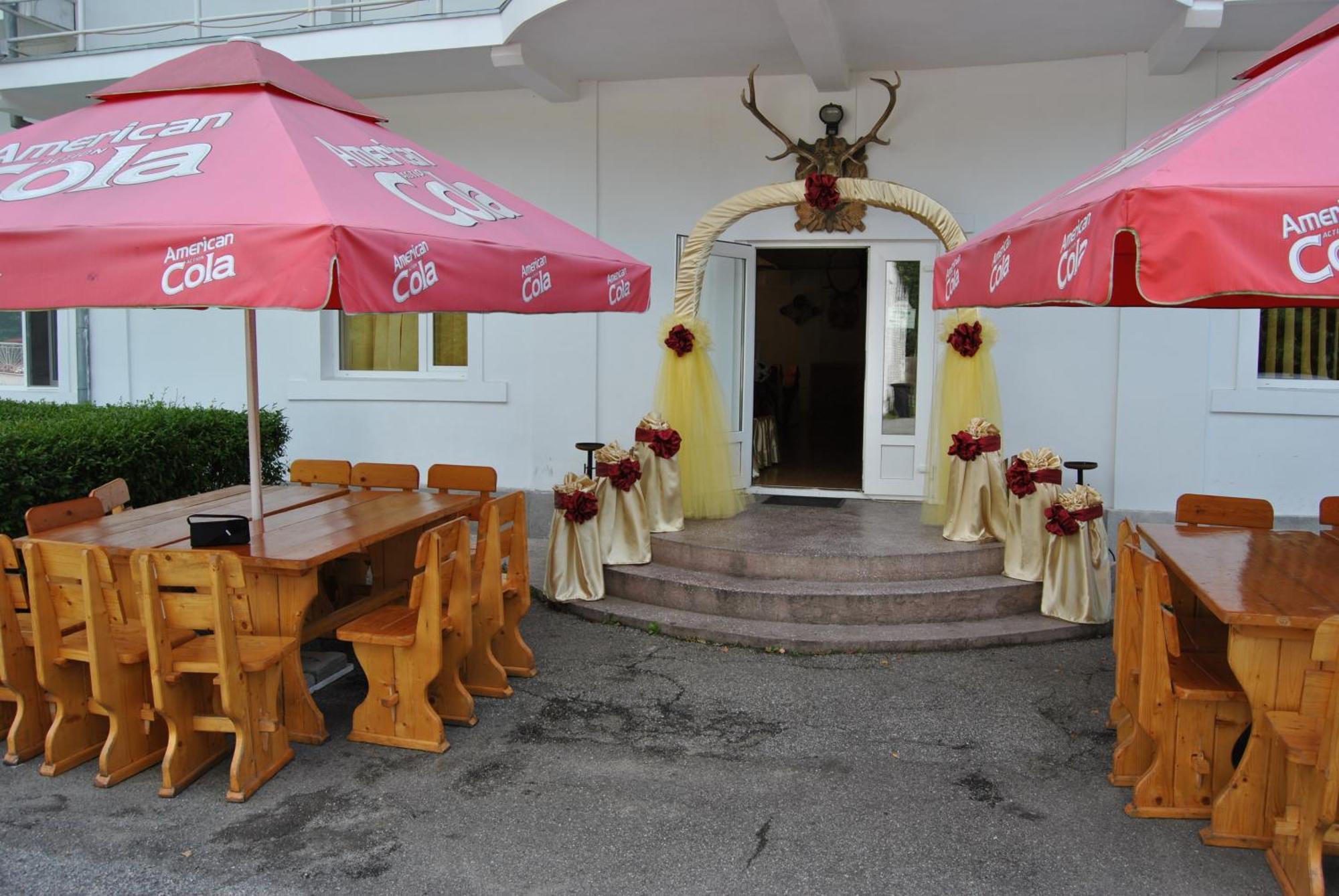 Cabana Popasul Haiducilor Petrosani Exterior photo